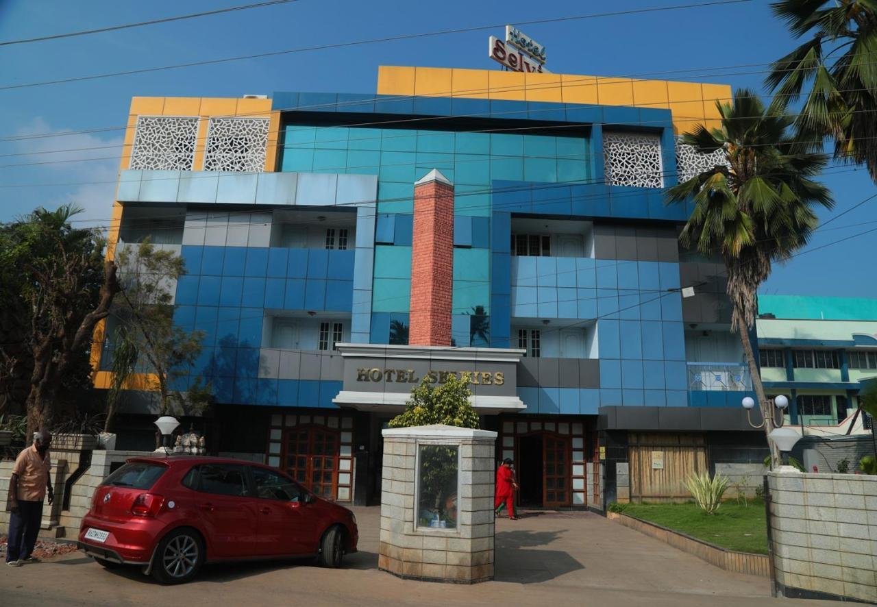 Hotel Selvies AC Bar Thiruvarur